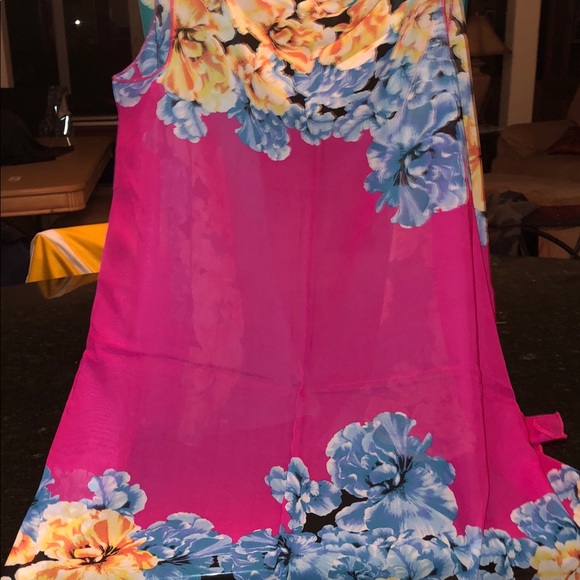 Shawls and ponchos - Picture 6 of 8